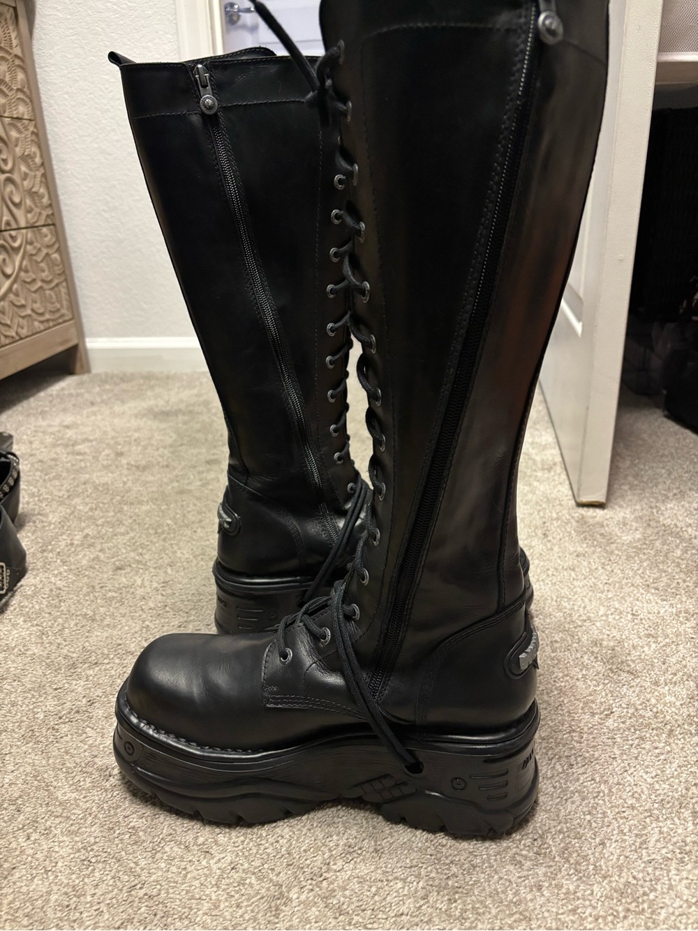 New Rock M-235-C3 Black Lace-Up Knee High Platform Boots. NWOB w/ Scratch - Picture 15 of 16